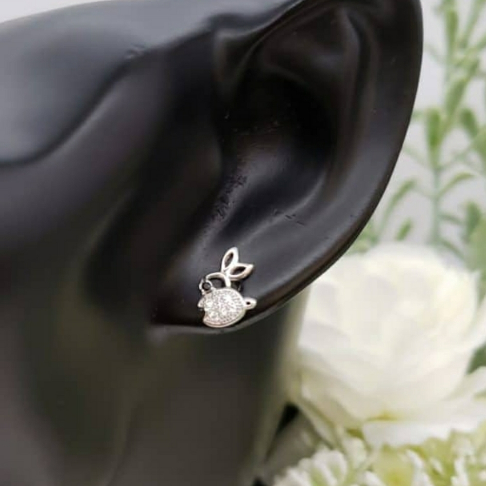 🐰🐇 STERLING SILVER 925 Bunny Stud Earrings - Picture 2 of 5